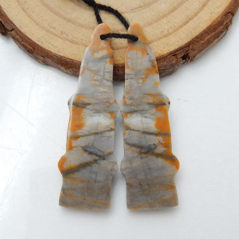 Nouveau, Paire de boucles d'oreilles sculptées Picasso Jasper, Paire de boucles d'oreilles sculptées à la main, 42x12x4mm, 7.9g