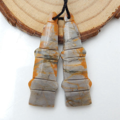 Nouveau, Paire de boucles d'oreilles sculptées Picasso Jasper, Paire de boucles d'oreilles sculptées à la main, 42x12x4mm, 7.9g