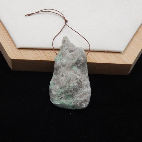 Nouveau design perle pendentif vert émeraude, 59x32x6mm, 38.3g