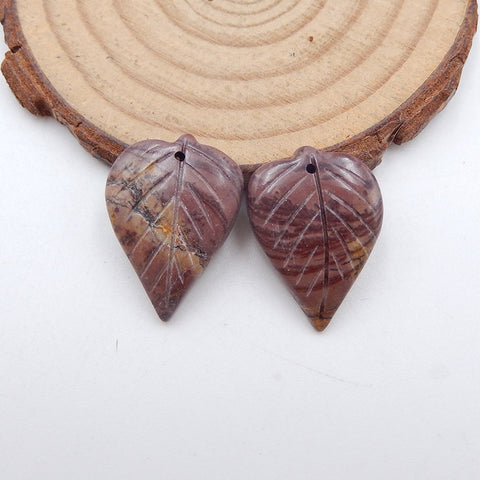 手工雕刻叶红溪碧玉耳环一对,24x14x4mm,3.1g