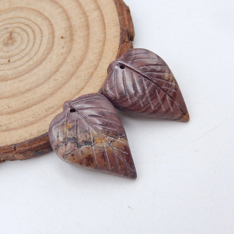手工雕刻叶红溪碧玉耳环一对,24x14x4mm,3.1g