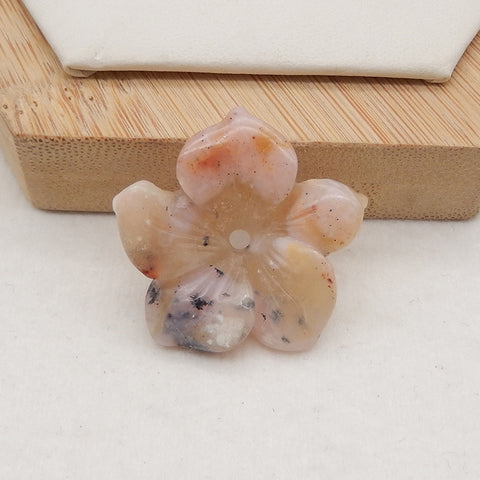 Paire de boucles d'oreilles fleur en opale rose sculptée, 15 x 3 mm, 1,4 g