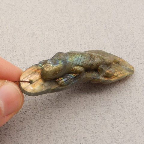 手工拉长石雕刻蜥蜴吊坠珠,80x26x15mm,32.3g