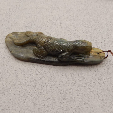 手工拉长石雕刻蜥蜴吊坠珠,80x26x15mm,32.3g
