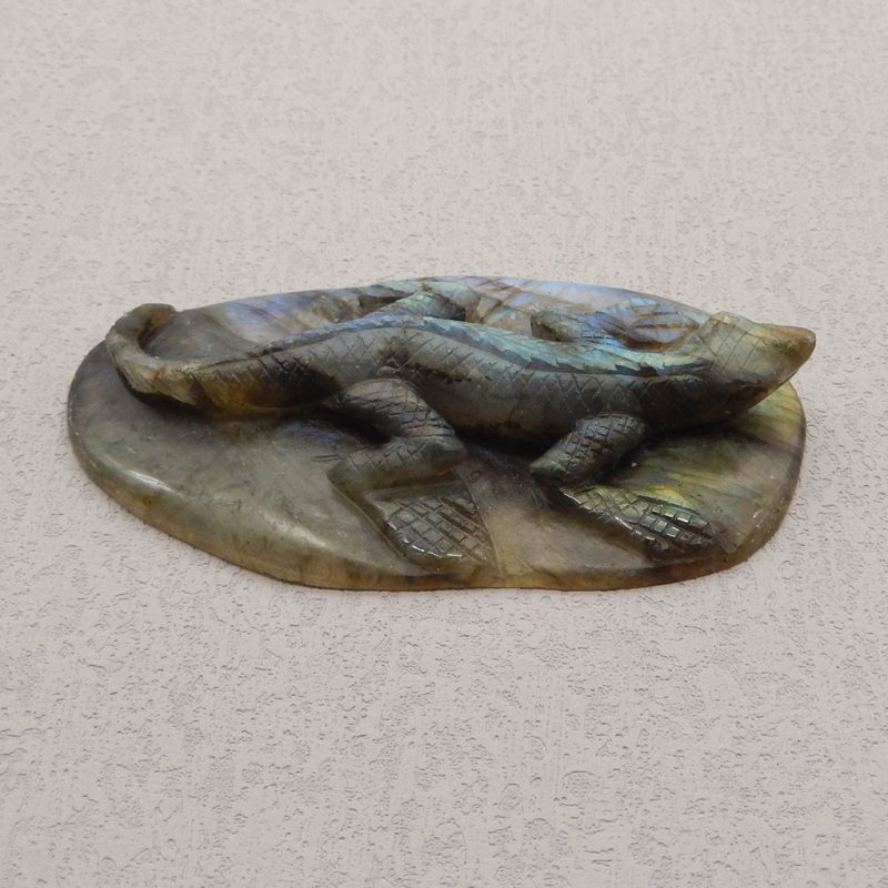 Natural Labradorite Carved lizard 92X49X15mm, 63.7g