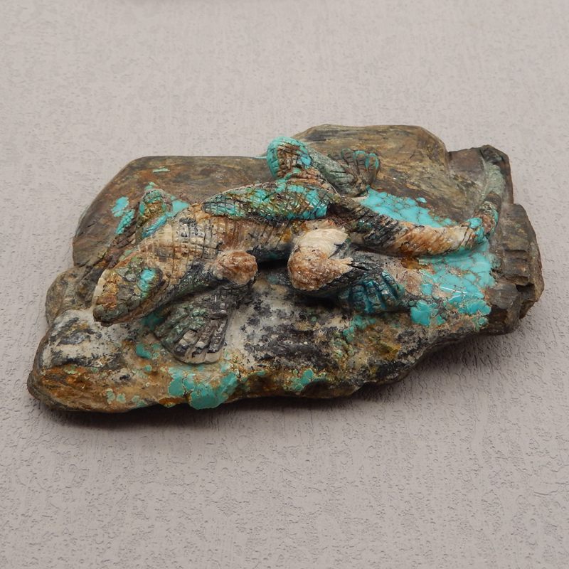 Natural Turquoise Carved lizard 132x74x30mm, 275g