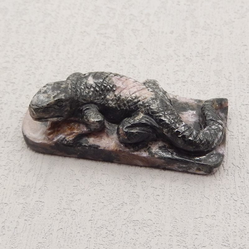 Natural Rhodonite Carved lizard 47x22x15mm, 21.2g