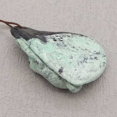 雕刻蜥蜴绿松石宝石吊坠,48x34x15mm,18.2g