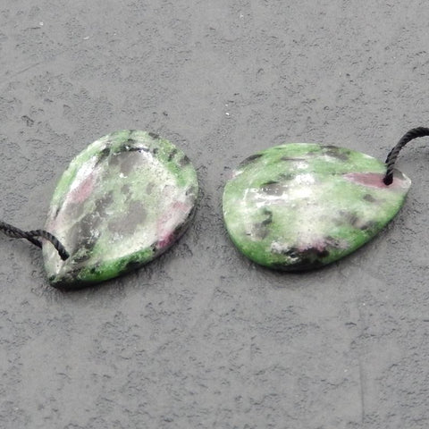 天然红宝石和黝帘石宝石耳环一对,25x18x5mm,8.91g