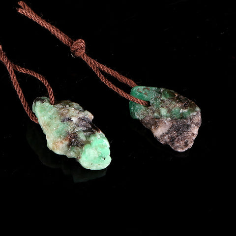 Paire de boucles d'oreilles vert émeraude pépite, pierre pour la fabrication de boucles d'oreilles, 15x11x8mm, 14x11x7mm, 2.6g
