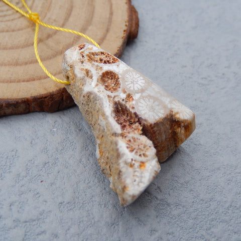 Nugget 印尼化石珊瑚吊坠珠,29X22X13mm,8.6g