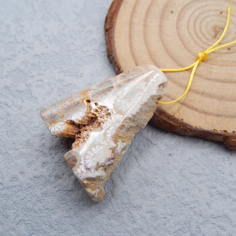 Nugget 印尼化石珊瑚吊坠珠,29X22X13mm,8.6g