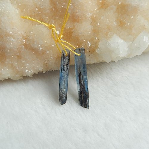 Sales 2pcs Blue Kyanite Gemstone Fashion Earrings Pair 28x5x3mm 26x5x3mm 1.7g - MyGemGarden