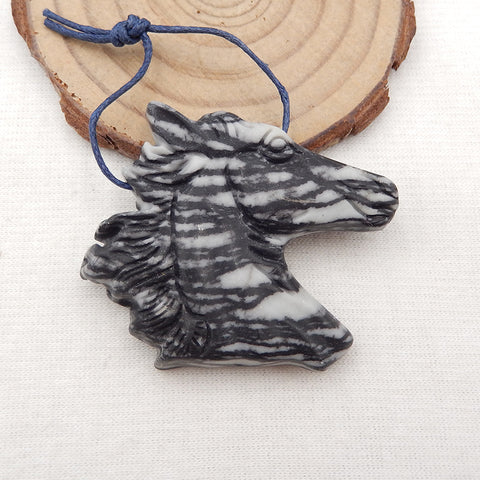 手工雕刻龙血碧玉马头吊坠,43x40x6mm,16.9g