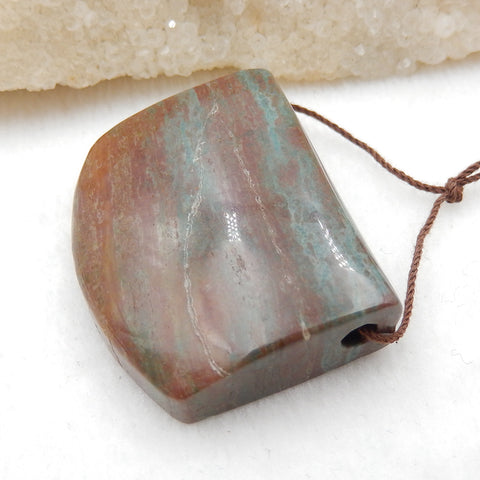 Pierre pendante percée latéralement à rayures vertes naturelles, 39x32x13mm, 28.2g