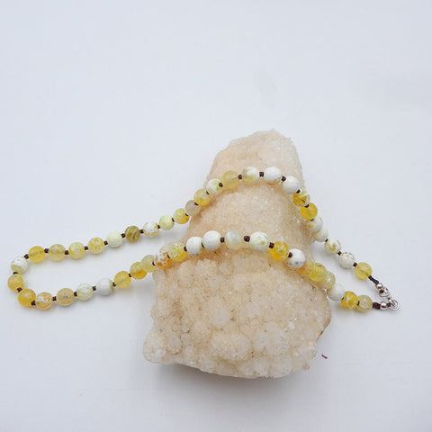 Colliers de pierres précieuses de perles à angle naturel, colliers de pierres précieuses d'opale jaune, collier de boucle en argent 925