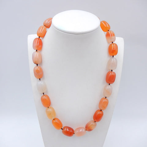 Colliers de pierres précieuses de perles rondes, colliers de pierres précieuses d'agate rouge, collier de boucle en argent 925