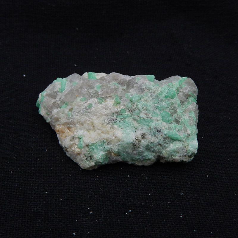 Natural Stone Emerald Green Raw Material, Gemstone Rough, 50X35X15mm, 47.4g