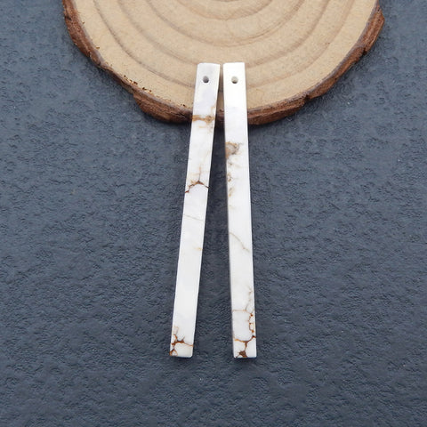 Paire de boucles d'oreilles longues Howlite, pierre pour la fabrication de boucles d'oreilles, 56x4mm, 5.6g