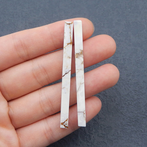 Paire de boucles d'oreilles longues Howlite, pierre pour la fabrication de boucles d'oreilles, 56x4mm, 5.6g