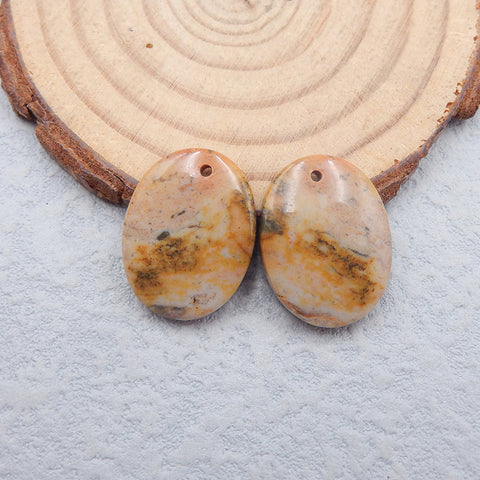 天然碧玉宝石钻孔耳环一对,20x15x4mm,4.7g
