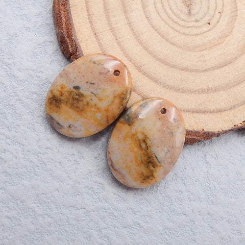天然碧玉宝石钻孔耳环一对,20x15x4mm,4.7g