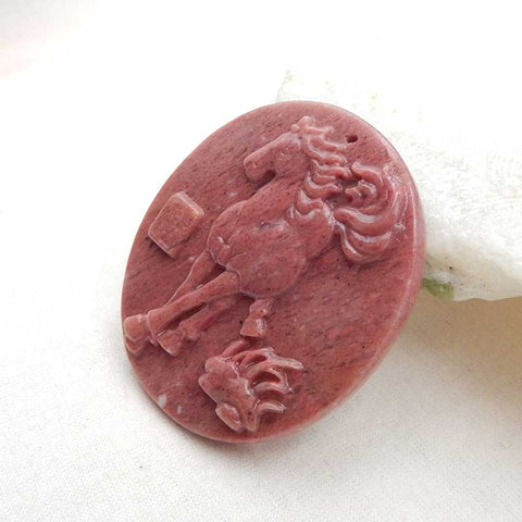 新的!雕刻红榴石马头吊坠,用于项链的宝石吊坠,宝石吊坠珠,53x46x7mm,35g