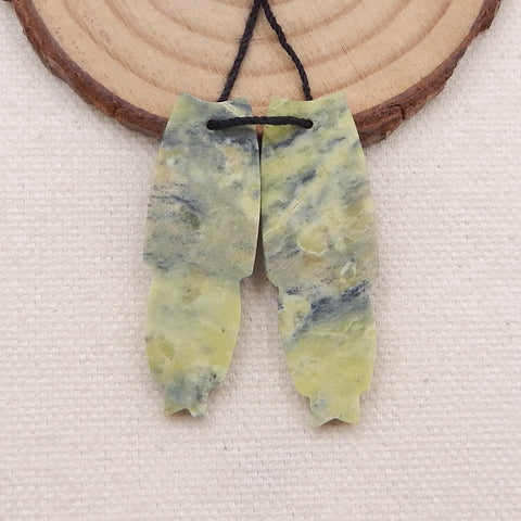 手工雕刻羽毛蛇形耳环一对,41x14x4mm,6.5g