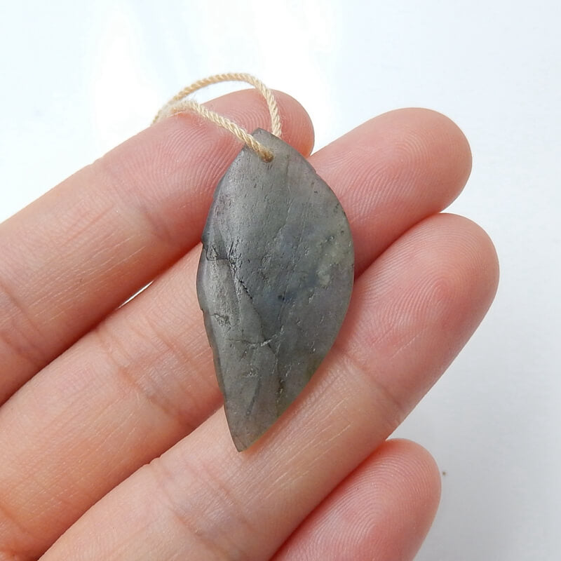 Natural Labradorite carved leaf Pendant Bead, 33x16x5mm, 3.5g - MyGemGarden