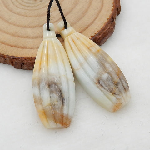 Paire de boucles d'oreilles en Amazonite sculptée, 40 x 15 x 4 mm, 7,8 g