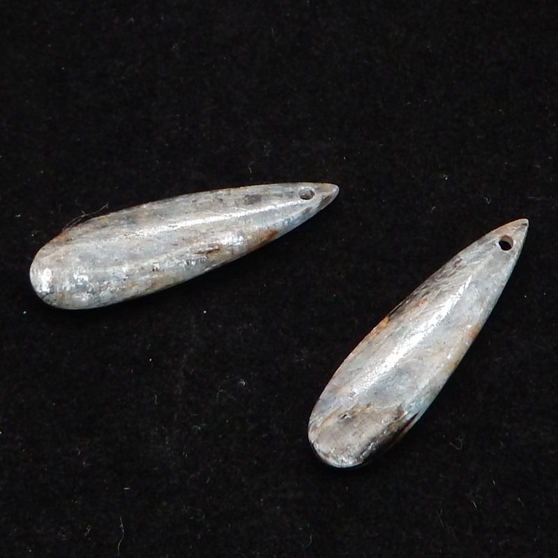 Paire de boucles d'oreilles en pierres précieuses de cyanite bleue naturelle 30 x 7 x 2 mm, 2,8 g