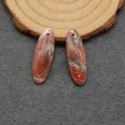 Paire de boucles d'oreilles en pierre de sang africaine naturelle, 28 x 9 x 3 mm, 3,6 g