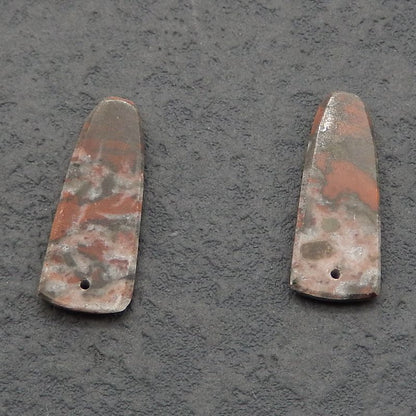 Paire de boucles d'oreilles en pierre de sang africaine naturelle, 26 x 10 x 3 mm, 3,3 g
