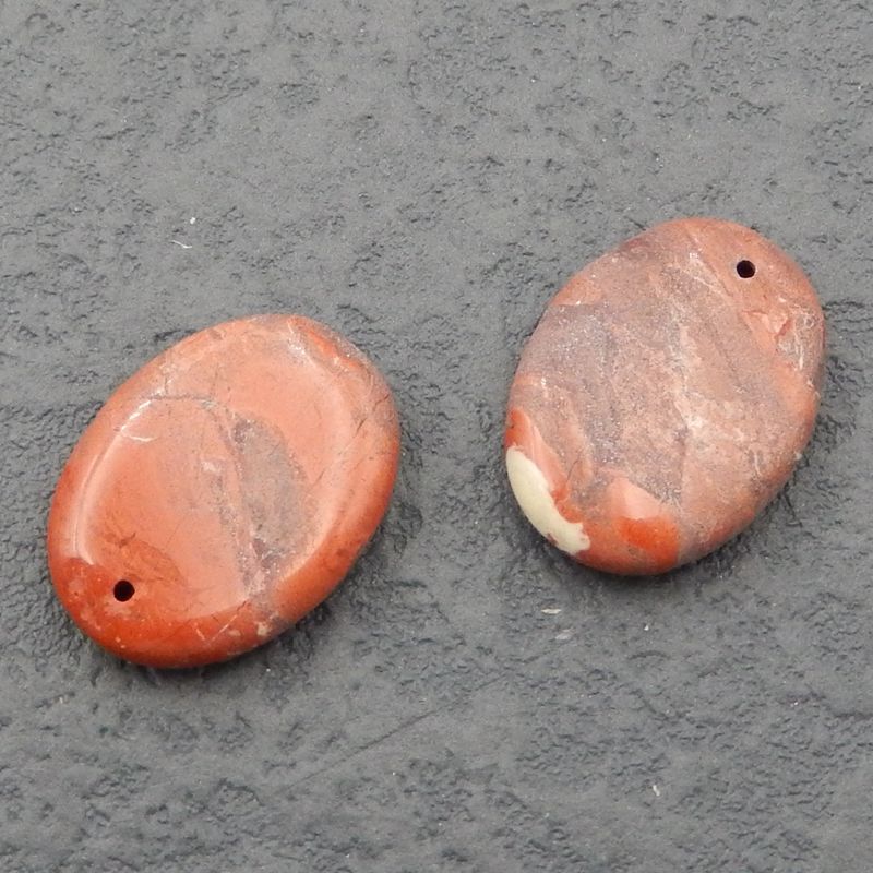 天然红河宝石耳环一对，20x15x5mm，5.5g