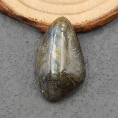Natural Labradorite Cabochon 33x18x7mm, 6g