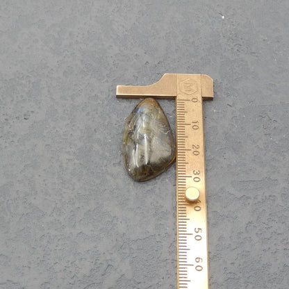 Natural Labradorite Cabochon 33x18x7mm, 6g