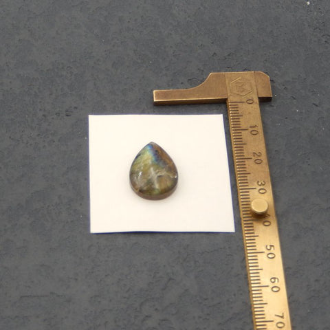 Natural Labradorite Cabochon 18x14x5mm, 2.4g