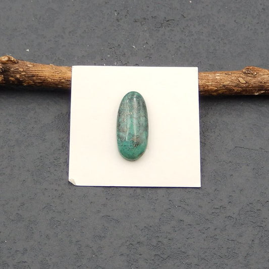 天然绿松石宝石凸圆形 22x10x4mm,2.2g