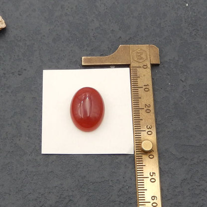 天然红玛瑙宝石凸圆形，20x15x6mm ,3.2g