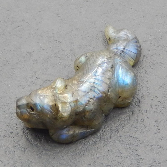 Cabochon chien en Labradorite sculptée, 46x20x15mm, 16.6g