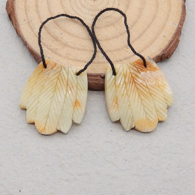 雕刻亚马逊石羽毛耳环，手工雕刻宝石羽毛吊坠耳环，天然珠宝，30x20x5mm，9g