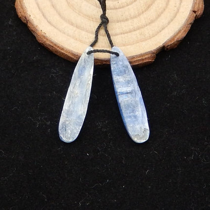 Paire de boucles d'oreilles en pierres précieuses de kyanite bleue naturelle, 33x9x3 mm, 4,7 g