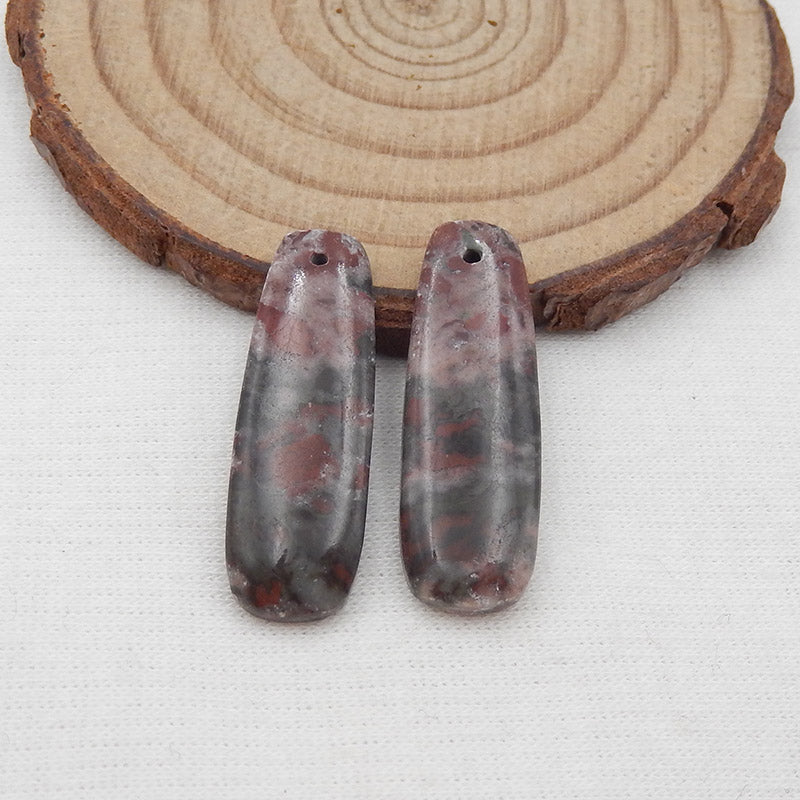 Paire de boucles d'oreilles en pierre de sang africaine naturelle, 30 x 10 x 4 mm, 5,5 g