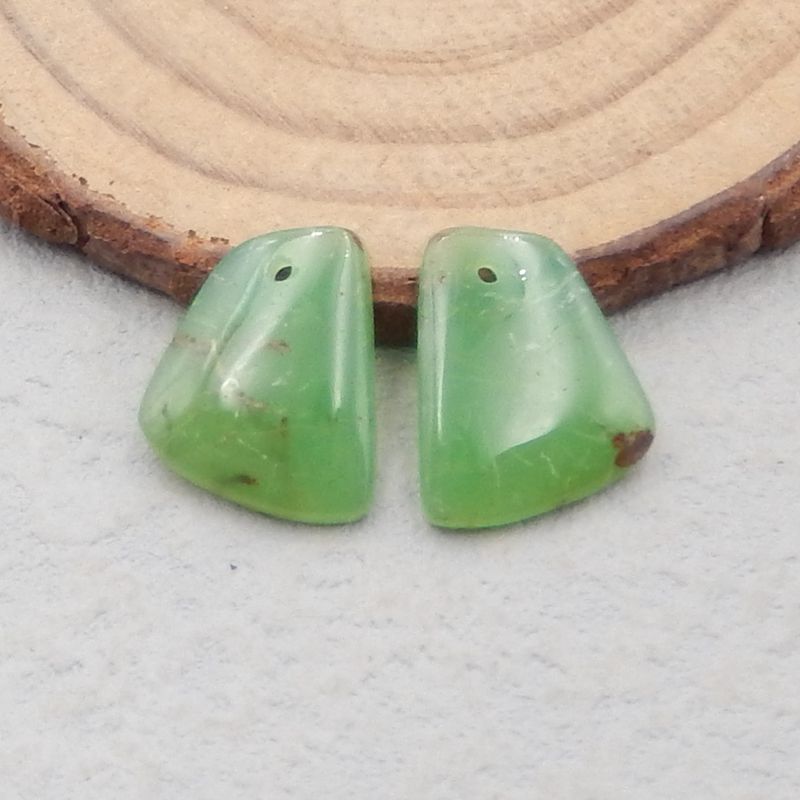 Belle paire de boucles d'oreilles Chrysoprase, 15x10x4mm, 2.3g