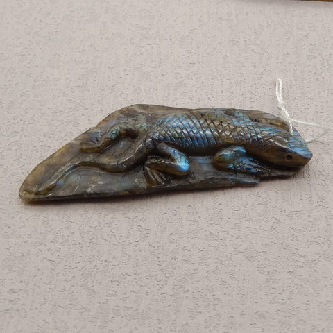 Perle pendentif en pierre précieuse de lézard sculpté en labradorite naturelle, 81x31x12 mm, 32,9 g