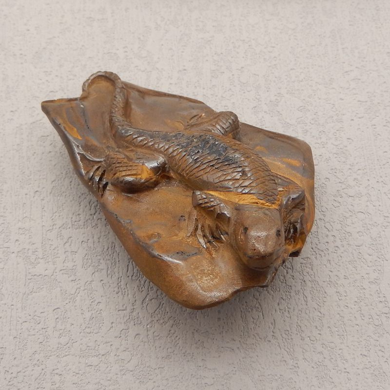 Natural Boulder Opal Carved lizard 68X48X25mm, 57.3g