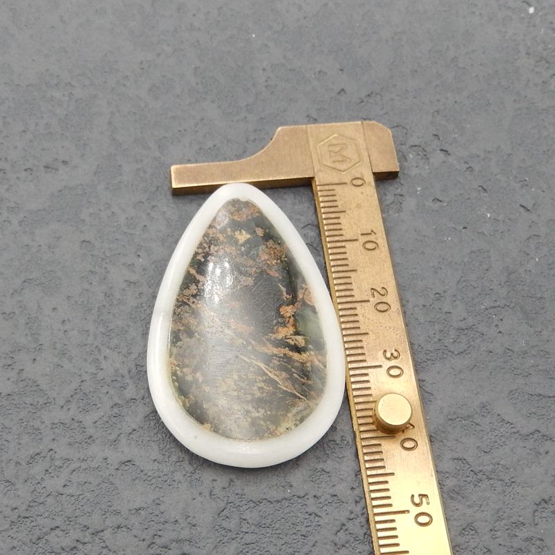 Paire de boucles d'oreilles collées en jade blanc et opale verte, 44 x 27 x 4 mm, 15,9 g