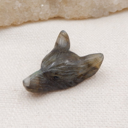 Pierre pendentif tête de loup sculptée à la main en labradorite, 28 x 20 x 9 mm, 4,2 g