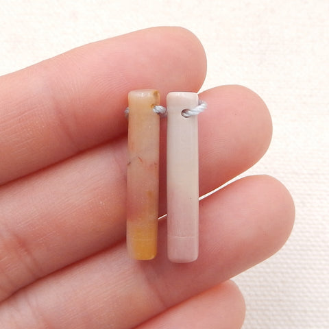 Mookaite 碧玉宝石耳环石一对长耳环，23x5x5 毫米，1.9 克