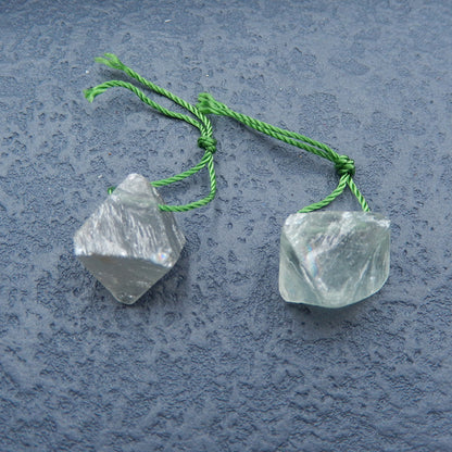 Paire de boucles d'oreilles en pierres précieuses de fluorite avec pépite naturelle, 16 x 14 x 12 mm, 6,7 g